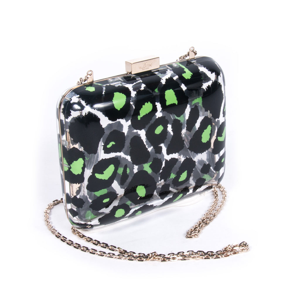 Shop authentic Louis Vuitton Milla Clutch Bag at revogue for just