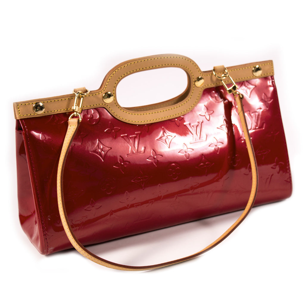 Louis Vuitton Red Monogram Vernis Roxbury Drive Bag in 2023