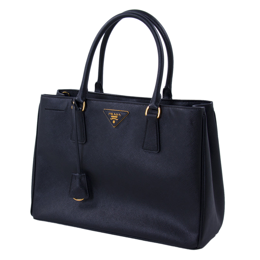 Prada Medium Saffiano Lux Tote Bags Prada - Shop authentic new pre-owned designer brands online at Re-Vogue