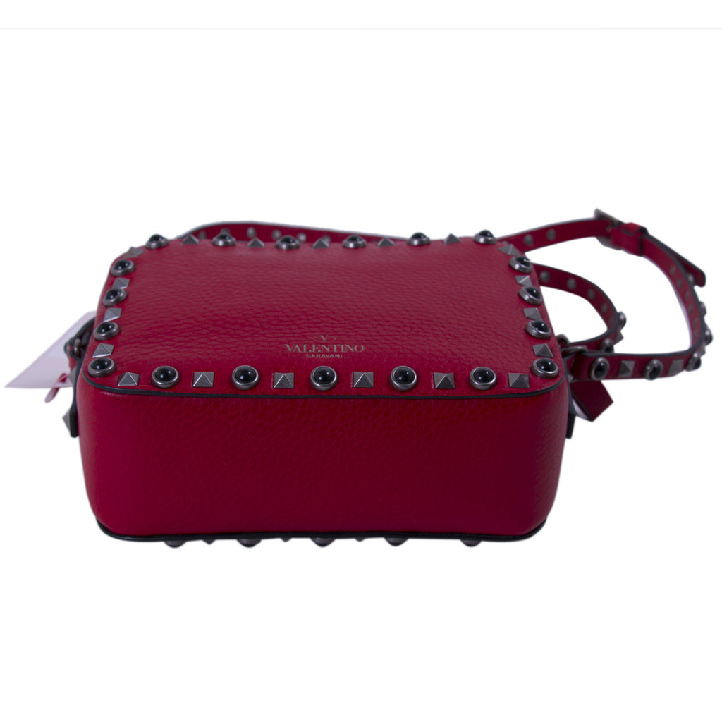 Valentino Rockstud Rolling Noir Cross Body Bag Bags Valentino - Shop authentic new pre-owned designer brands online at Re-Vogue