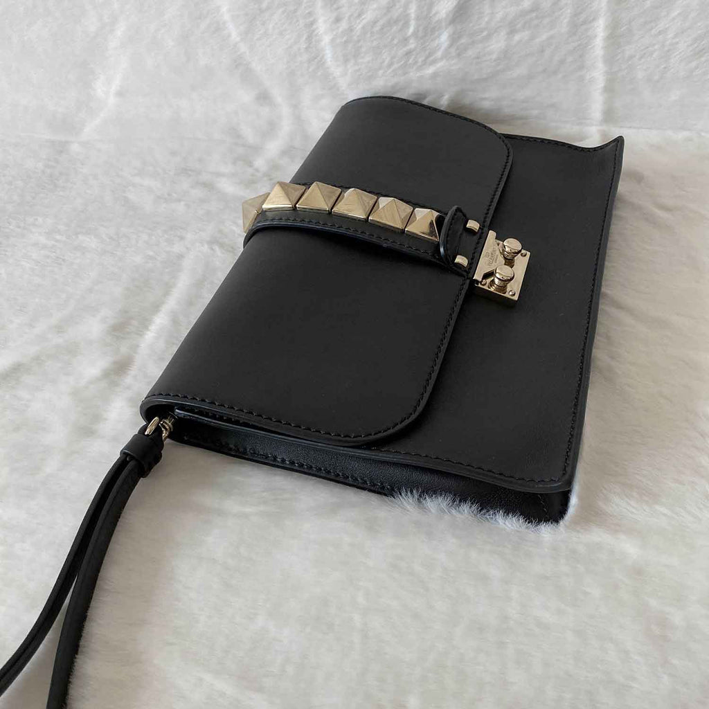 Shop Valentino Rockstud Glam Lock Cross Body Bag at Re-Vogue